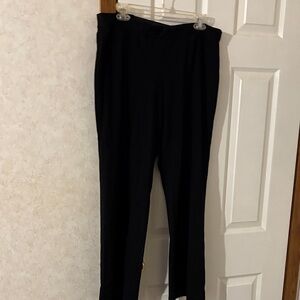 Chaus Women's Elegant Black Straight Leg Trousers size Large with stretchy band.